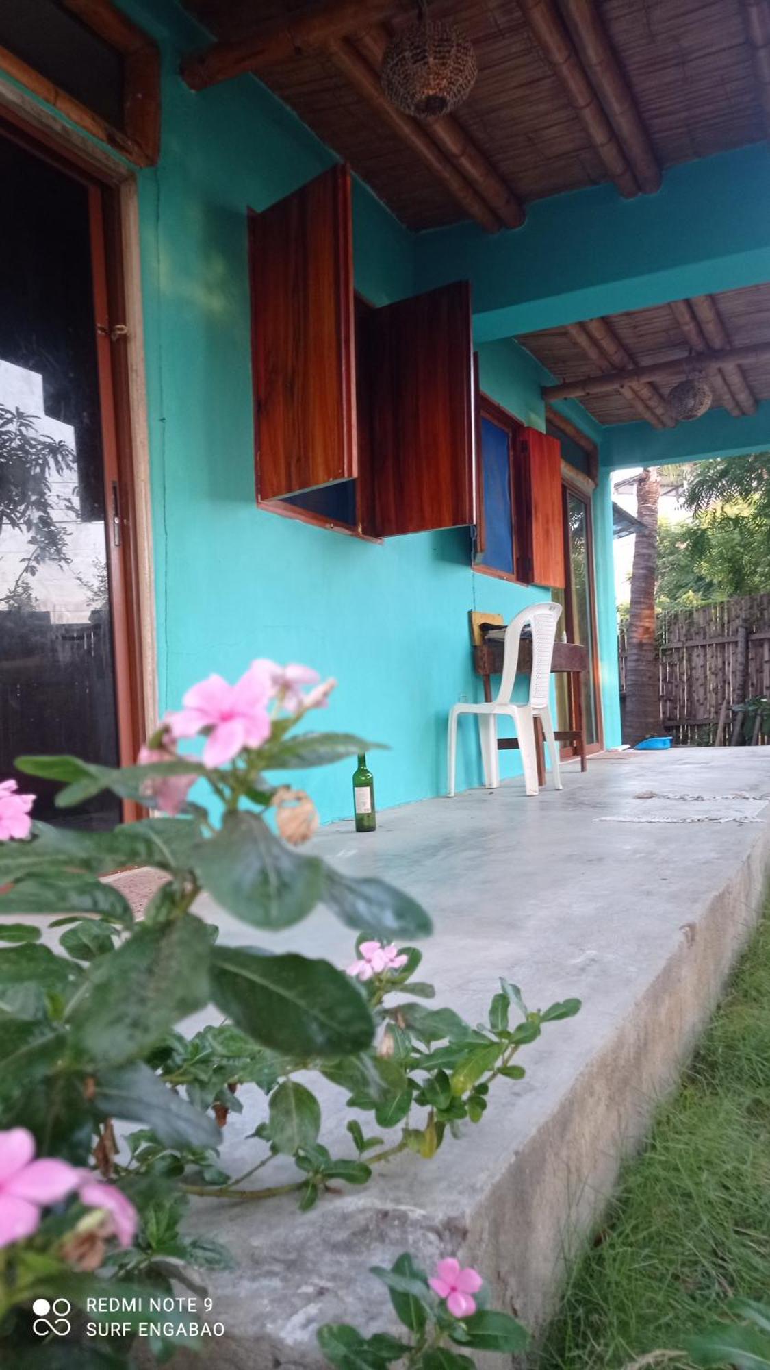 Hostal Puerto Engabao "El Surf Shelter" Exterior photo