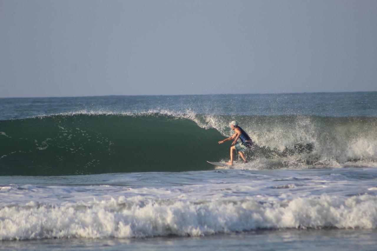 Hostal Puerto Engabao "El Surf Shelter" Exterior photo