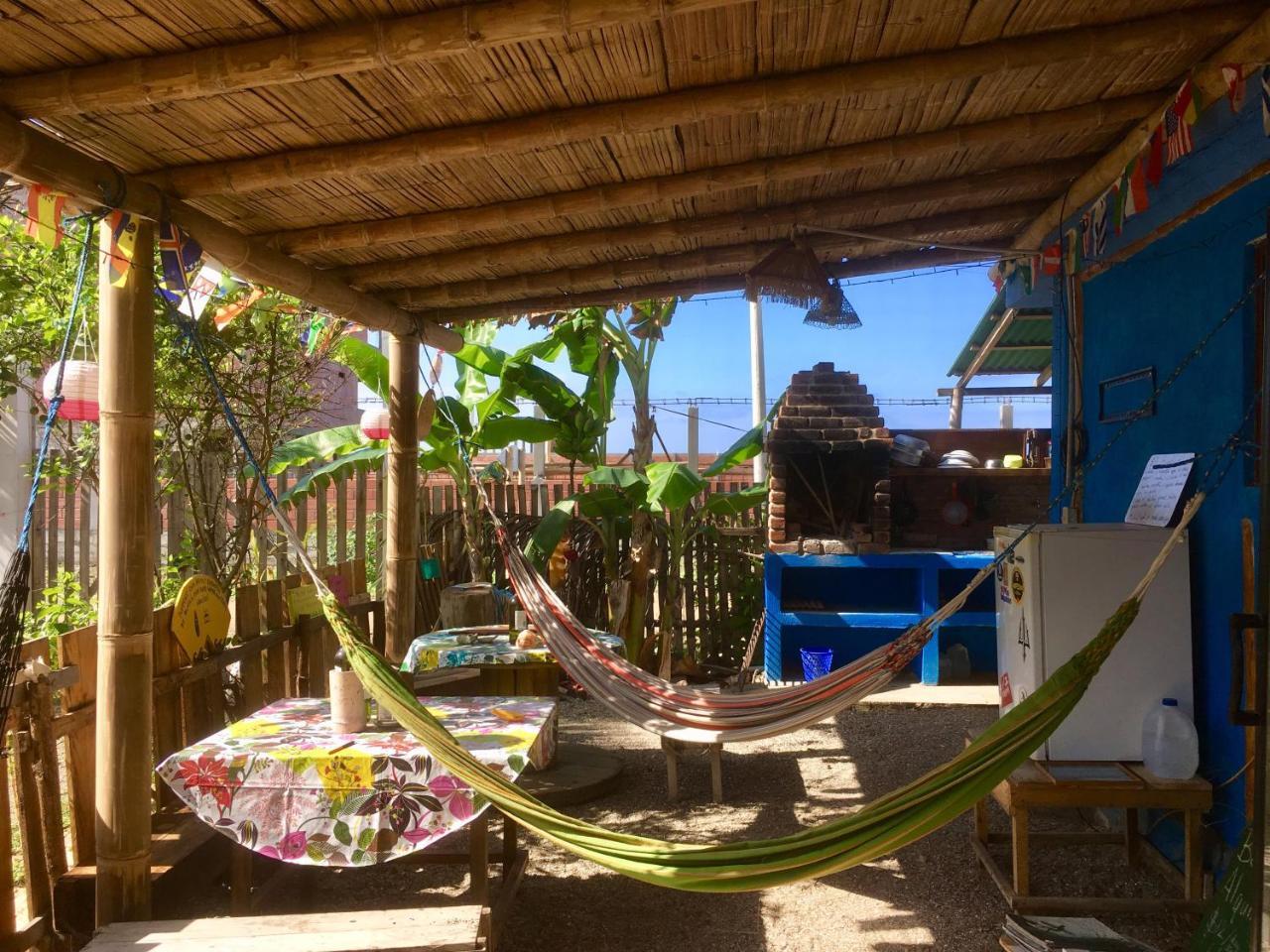 Hostal Puerto Engabao "El Surf Shelter" Exterior photo